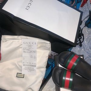 Kids 42 Gucci slides